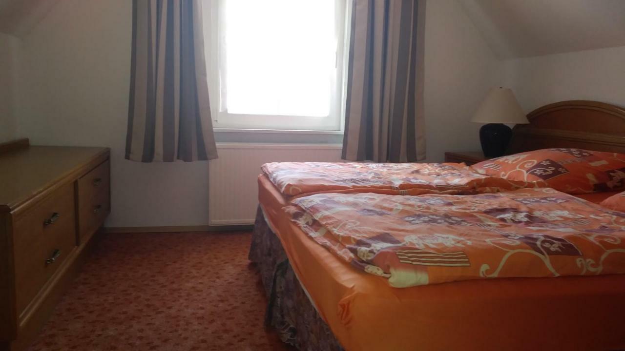Appartamento Urlaub Bei Hauenstein Born Esterno foto