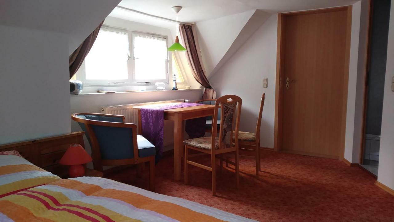 Appartamento Urlaub Bei Hauenstein Born Esterno foto